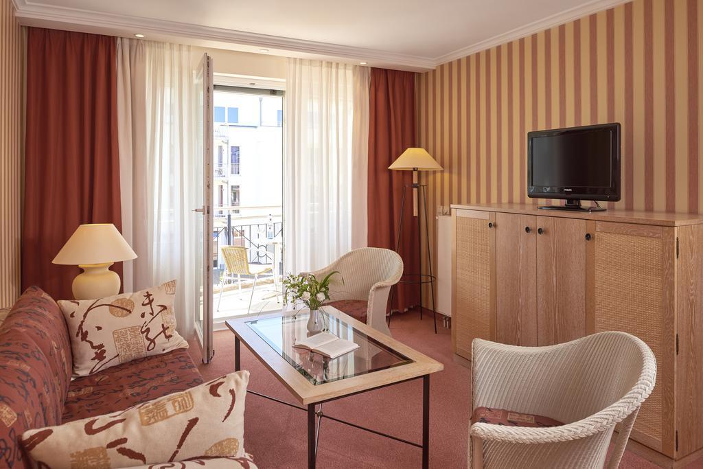 Comfort Suite Land Side