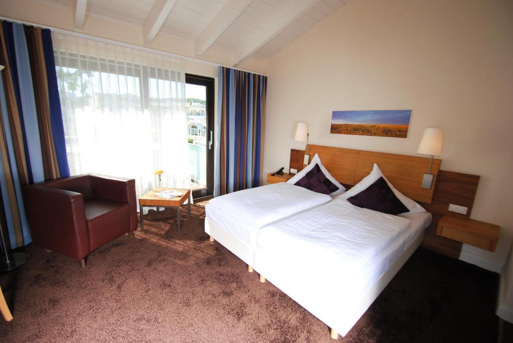 Doppelzimmer mit seitlichem Meerblick